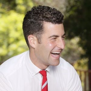 Meet your Posher, Eric